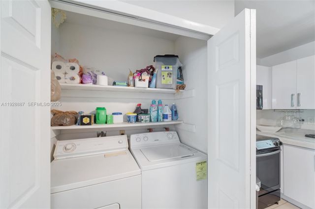 10350 SW 4th St 0, Sweetwater, FL 33174