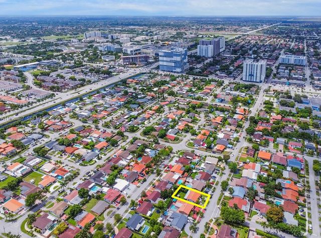 10350 SW 4th St 0, Sweetwater, FL 33174