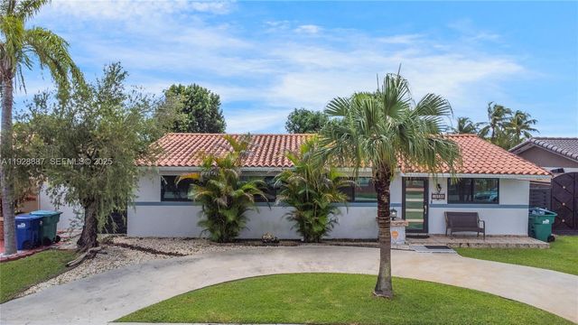 10350 SW 4th St 0, Sweetwater, FL 33174