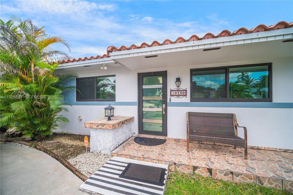 10350 SW 4th St 0, Sweetwater, FL 33174