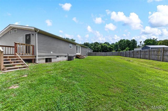 30 Dove Court, Winfield, MO 63389