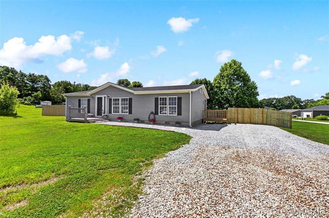 30 Dove Court, Winfield, MO 63389