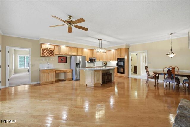 165 Fairway Drive, Greeneville, TN 37743