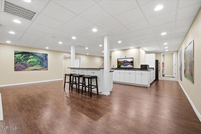 165 Fairway Drive, Greeneville, TN 37743