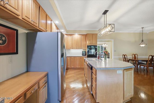 165 Fairway Drive, Greeneville, TN 37743