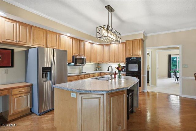 165 Fairway Drive, Greeneville, TN 37743