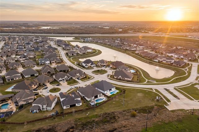 6203 Silver Lake Lane, Manvel, TX 77578