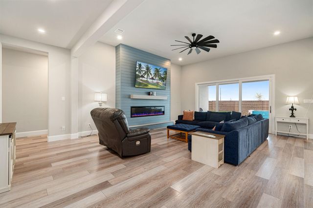 6203 Silver Lake Lane, Manvel, TX 77578