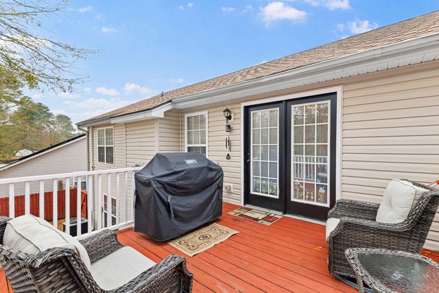 1037 Cobblestone Boulevard, Summerville, SC 29486