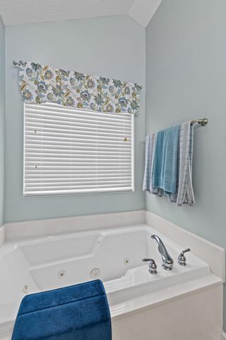 1037 Cobblestone Boulevard, Summerville, SC 29486