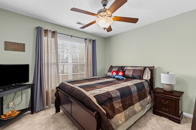 1037 Cobblestone Boulevard, Summerville, SC 29486