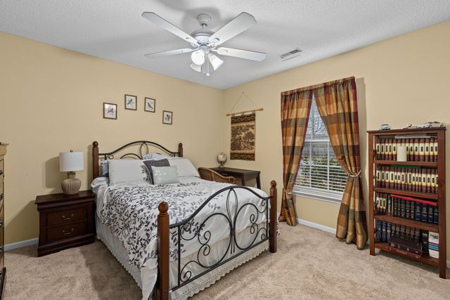 1037 Cobblestone Boulevard, Summerville, SC 29486