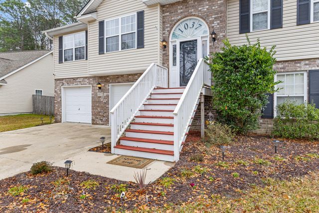 1037 Cobblestone Boulevard, Summerville, SC 29486
