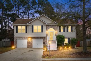 1037 Cobblestone Boulevard, Summerville, SC 29486