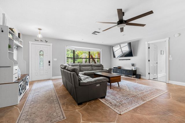 13225 157th Court N, Jupiter, FL 33478