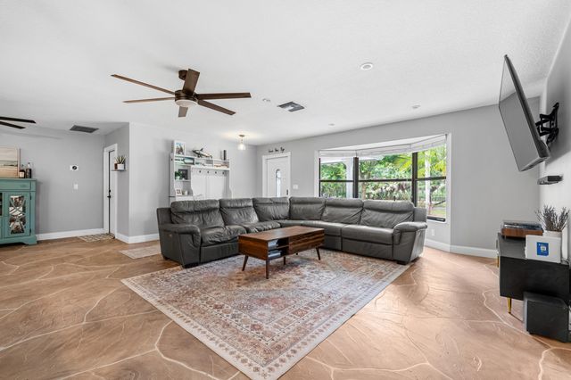 13225 157th Court N, Jupiter, FL 33478