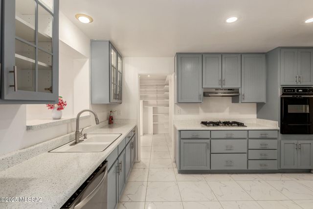 2550 N Van Buren Avenue, Tucson, AZ 85712