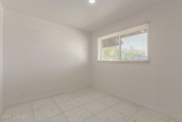2550 N Van Buren Avenue, Tucson, AZ 85712