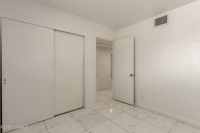 2550 N Van Buren Avenue, Tucson, AZ 85712