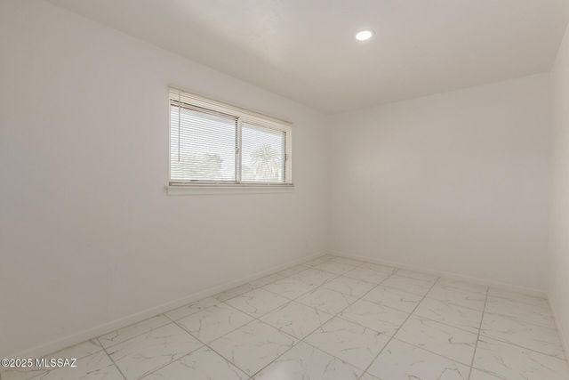 2550 N Van Buren Avenue, Tucson, AZ 85712