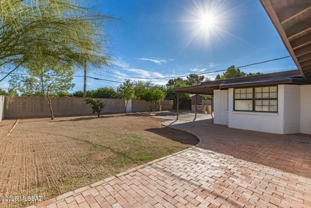 2550 N Van Buren Avenue, Tucson, AZ 85712