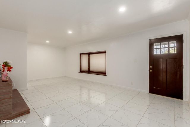 2550 N Van Buren Avenue, Tucson, AZ 85712