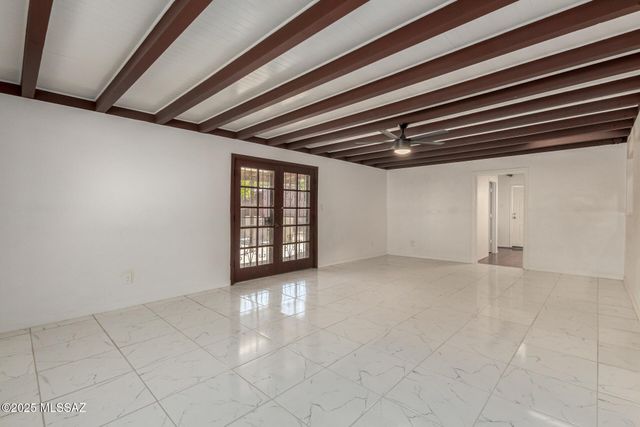 2550 N Van Buren Avenue, Tucson, AZ 85712