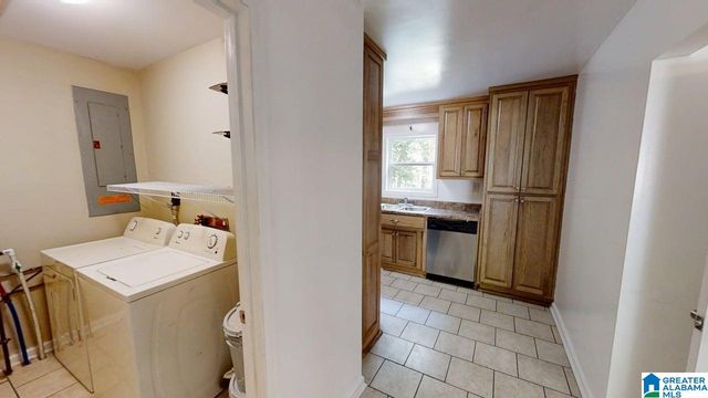 208 PINEY POINT DRIVE NW, Cullman, AL 35055