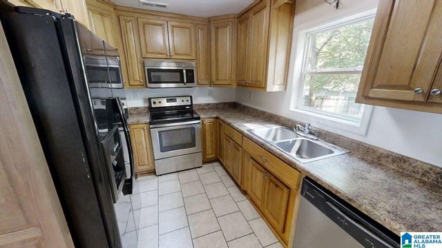 208 PINEY POINT DRIVE NW, Cullman, AL 35055