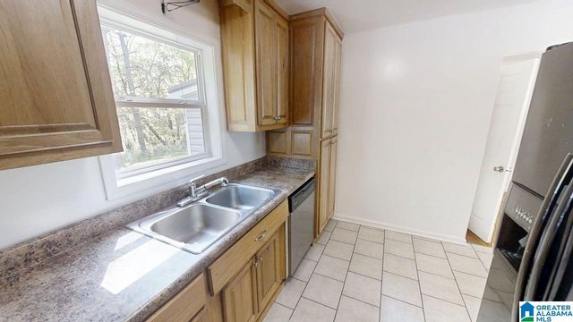 208 PINEY POINT DRIVE NW, Cullman, AL 35055