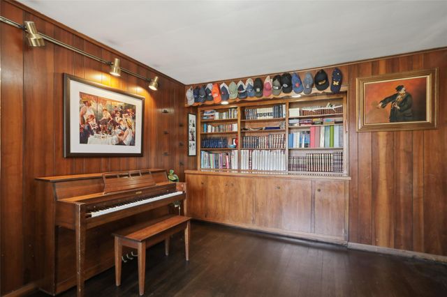 199-18 Epsom Course, Holliswood, NY 11423