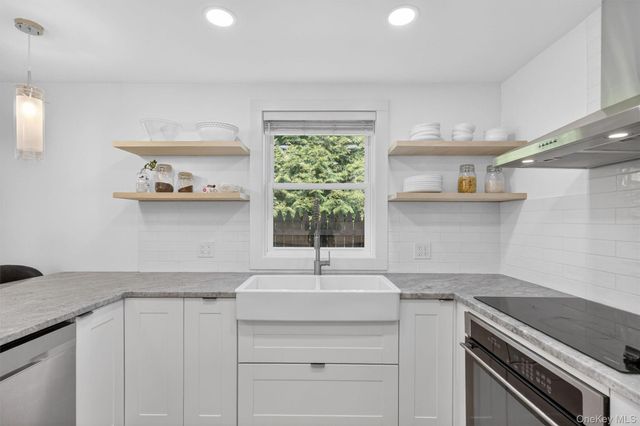 28 Eastern Parkway, Poughkeepsie, NY 12603