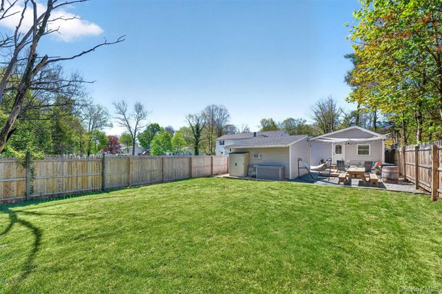 28 Eastern Parkway, Poughkeepsie, NY 12603