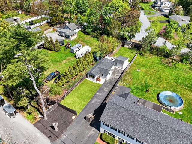 28 Eastern Parkway, Poughkeepsie, NY 12603