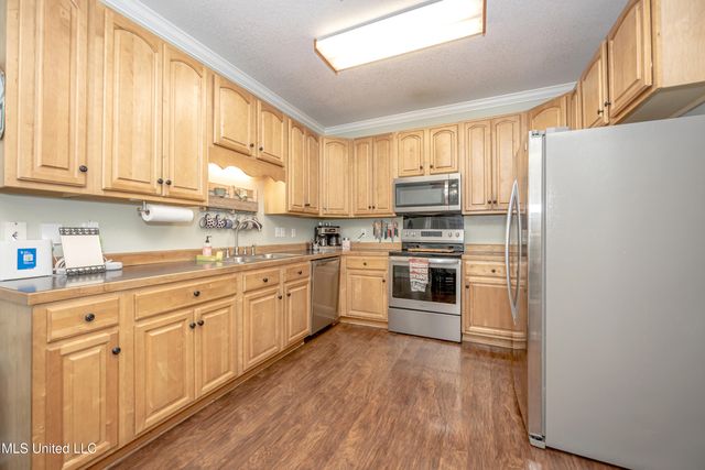 13109 Little Bluff Drive, Vancleave, MS 39565