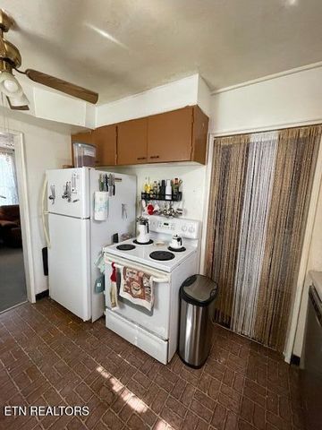 123 Marietta Circle, Oak Ridge, TN 37830