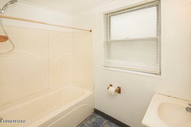 123 Marietta Circle, Oak Ridge, TN 37830