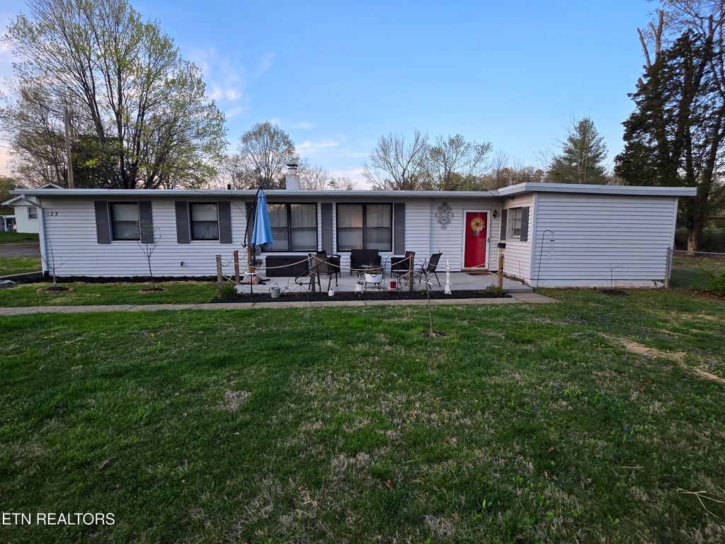123 Marietta Circle, Oak Ridge, TN 37830
