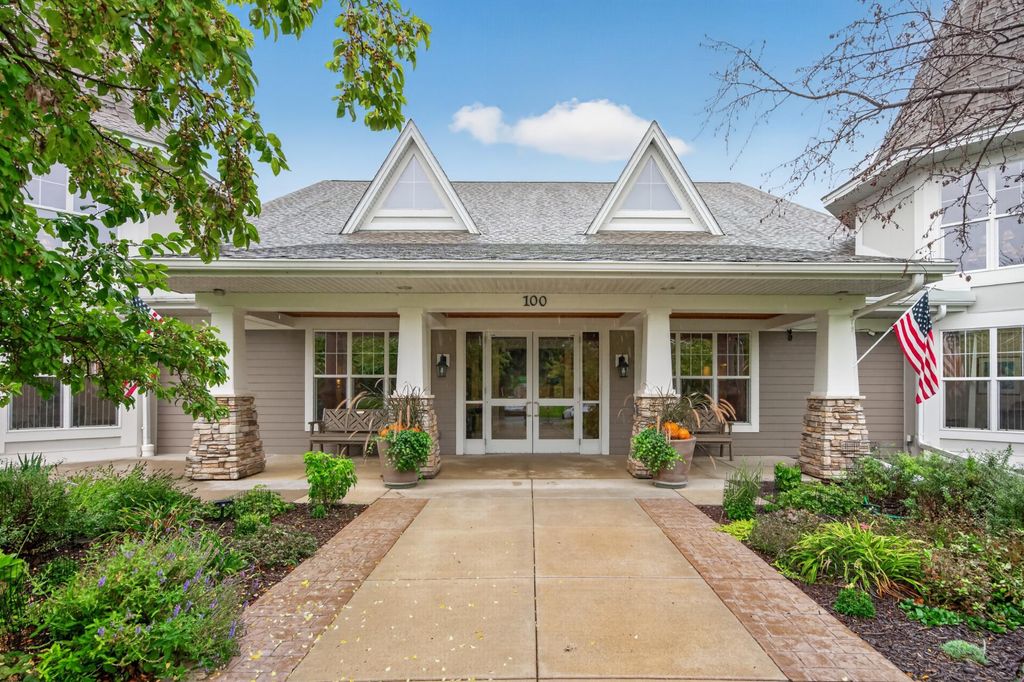 100 Clydesdale Trail 205, Medina, MN 55340 — exterior