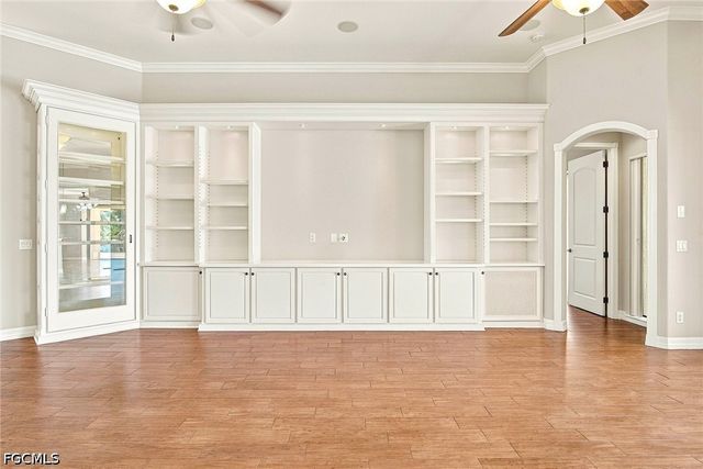 5055 Sorrento CT, Cape Coral, FL 33904