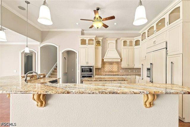 5055 Sorrento CT, Cape Coral, FL 33904