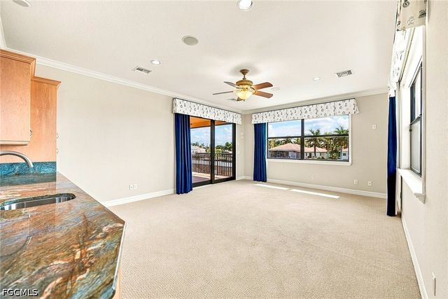 5055 Sorrento CT, Cape Coral, FL 33904