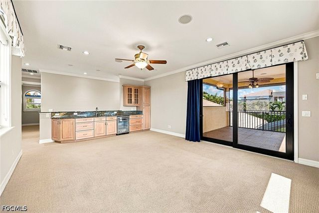5055 Sorrento CT, Cape Coral, FL 33904