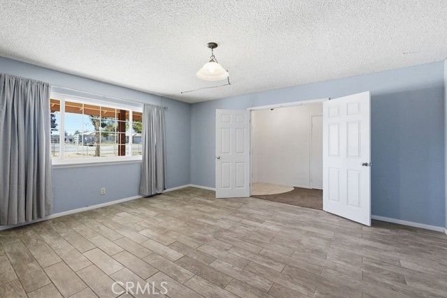 18502 Danbury Avenue, Hesperia, CA 92345