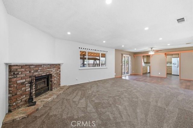 18502 Danbury Avenue, Hesperia, CA 92345