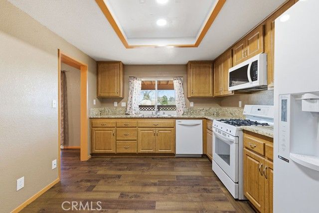 18502 Danbury Avenue, Hesperia, CA 92345