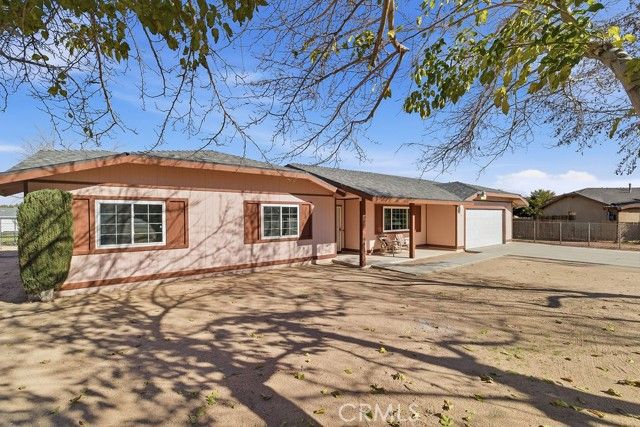 18502 Danbury Avenue, Hesperia, CA 92345