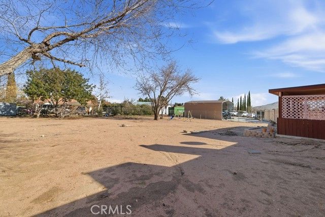 18502 Danbury Avenue, Hesperia, CA 92345