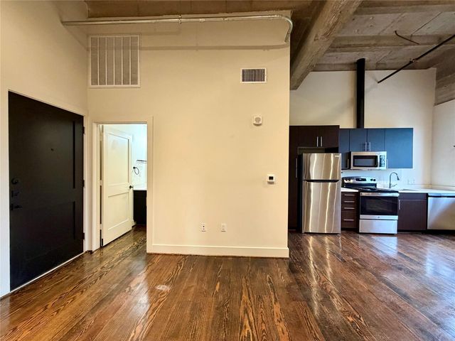 4411 Dallas St Street 15, Houston, TX 77023