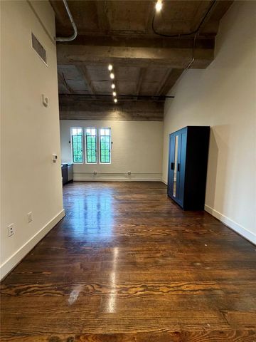 4411 Dallas St Street 15, Houston, TX 77023